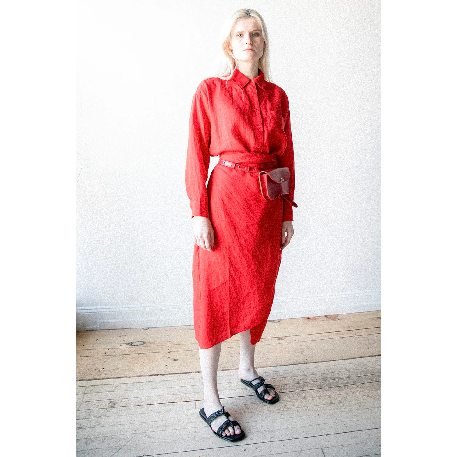 Lindquist Faba Bag in Carmine - Image 6