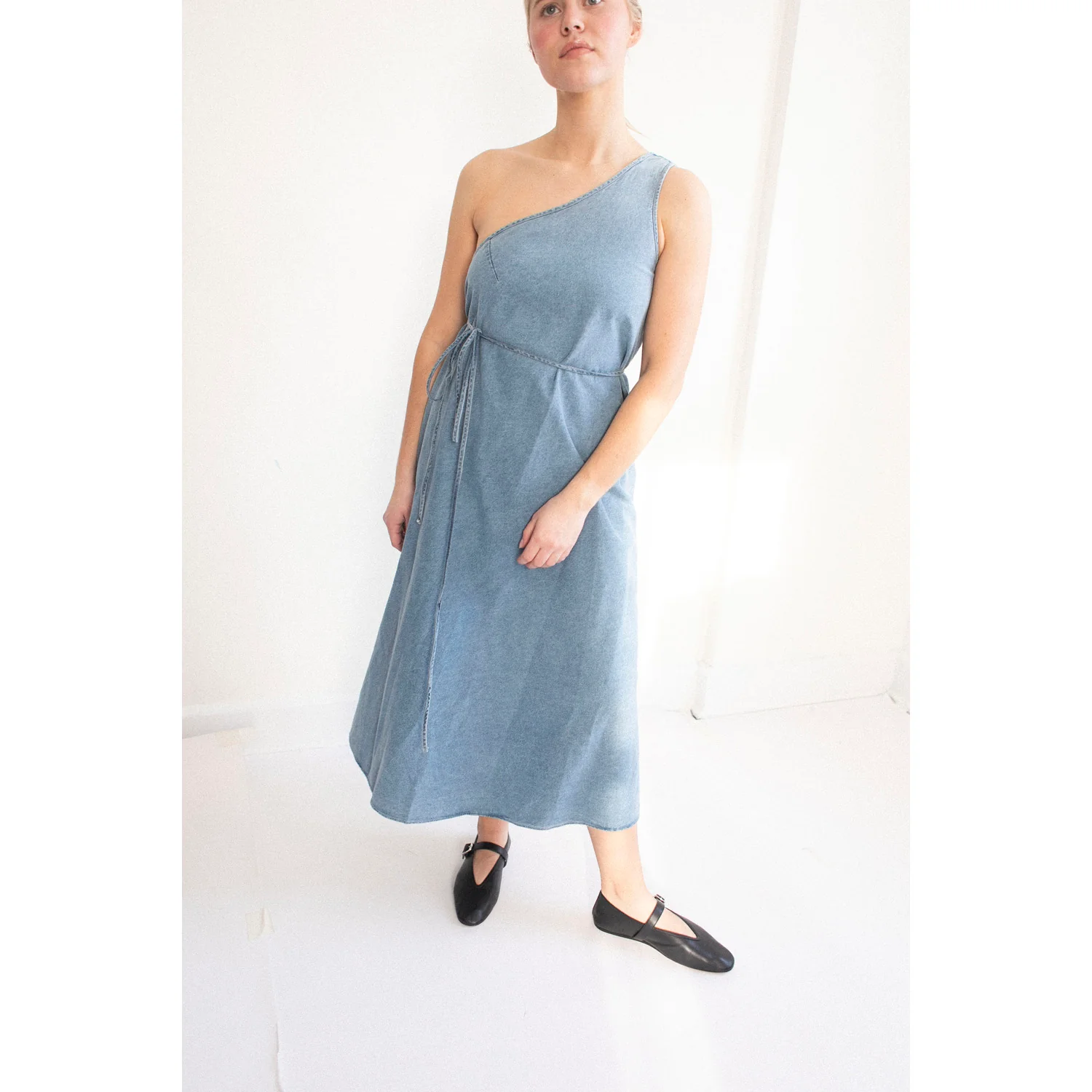 Baserange Eye Dress in Light Blue Wash - Image 5