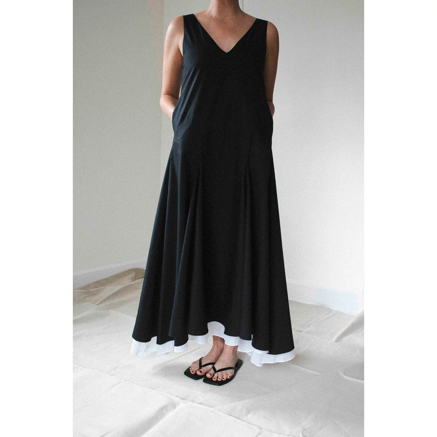 Kallmeyer Millie Gusset Dress in Black/White - Image 4