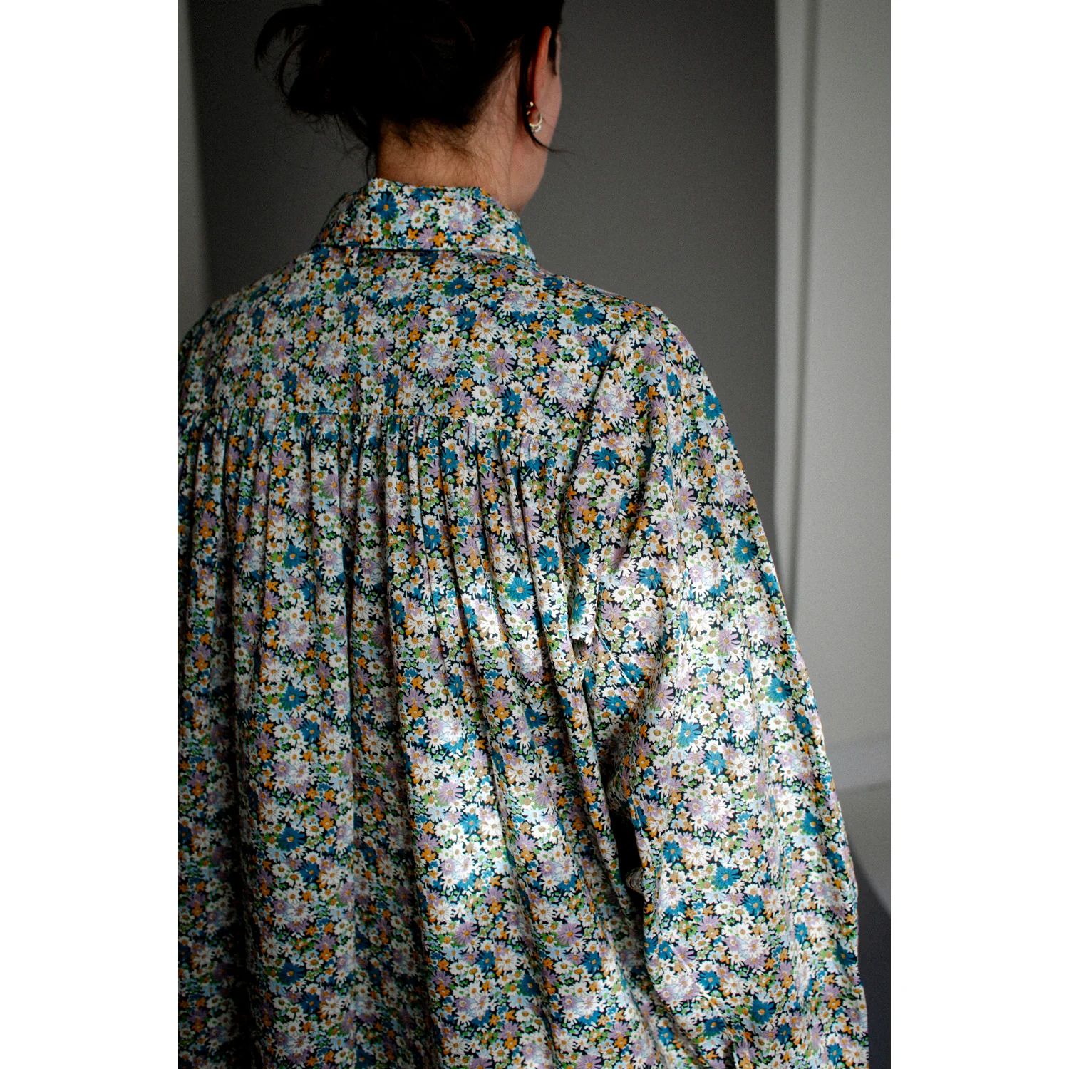 Kasmaria Tana Lawn Smock Dress in Liberty of London Libby Print - Image 11