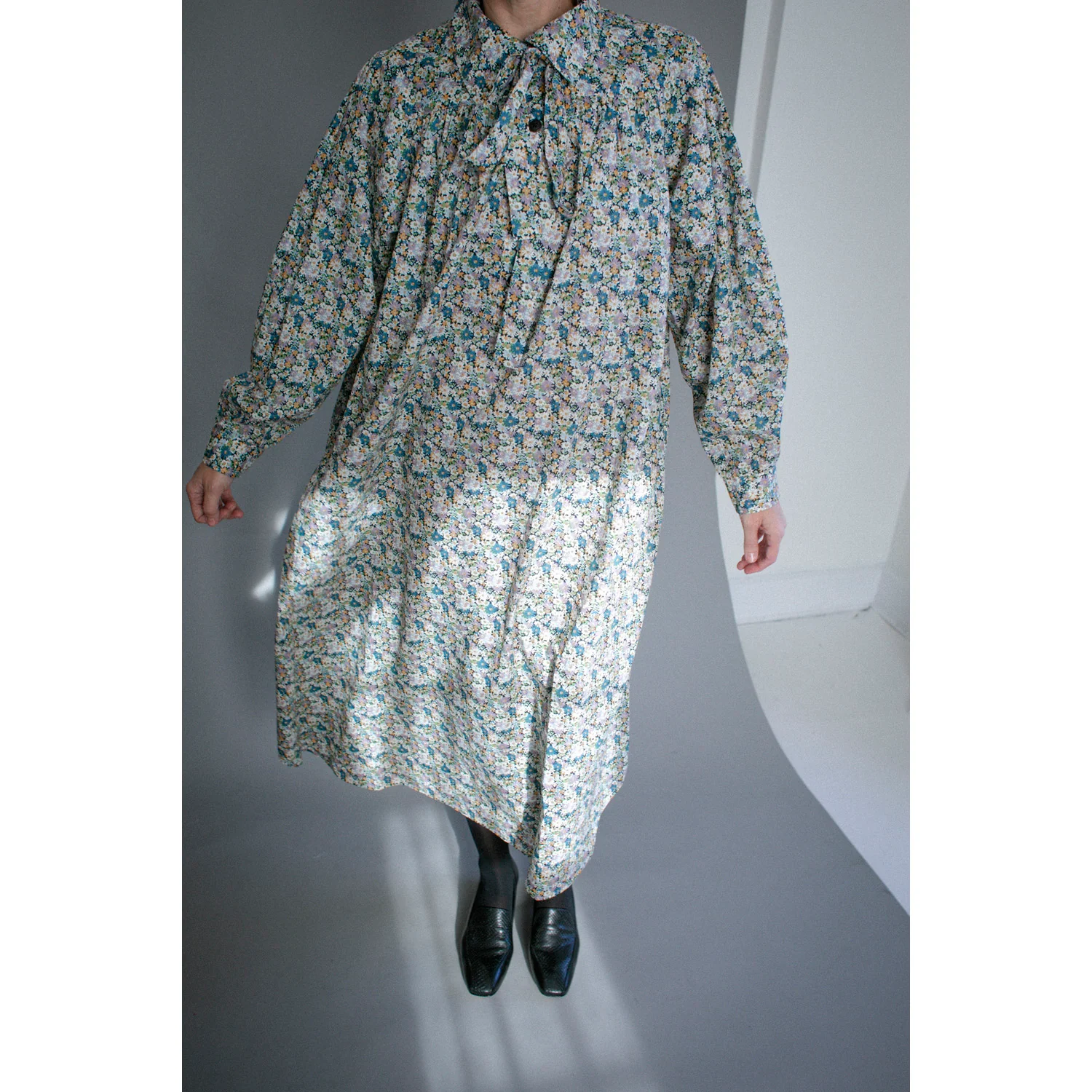 Kasmaria Tana Lawn Smock Dress in Liberty of London Libby Print - Image 8