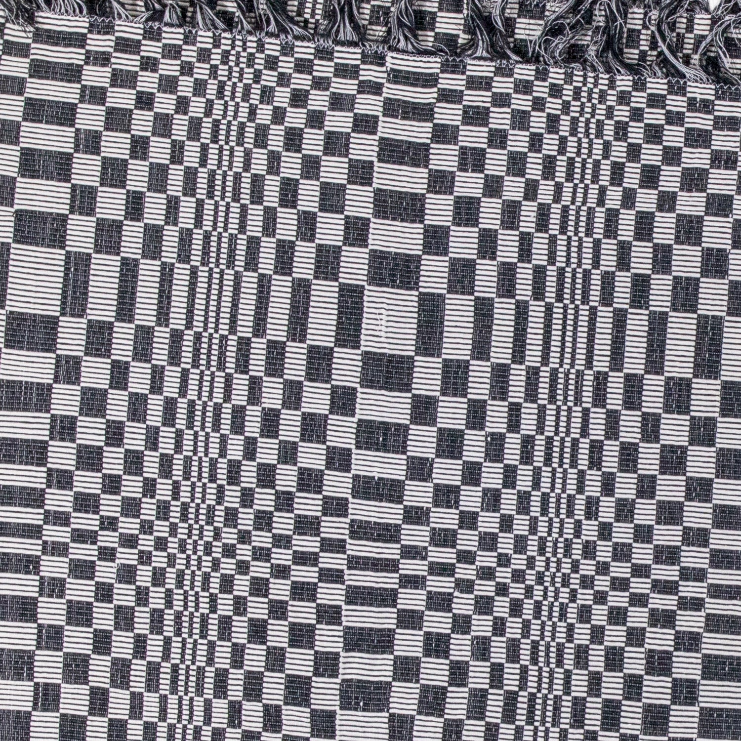 Kristine Salviejo Cora Rug in Black/White - Image 3