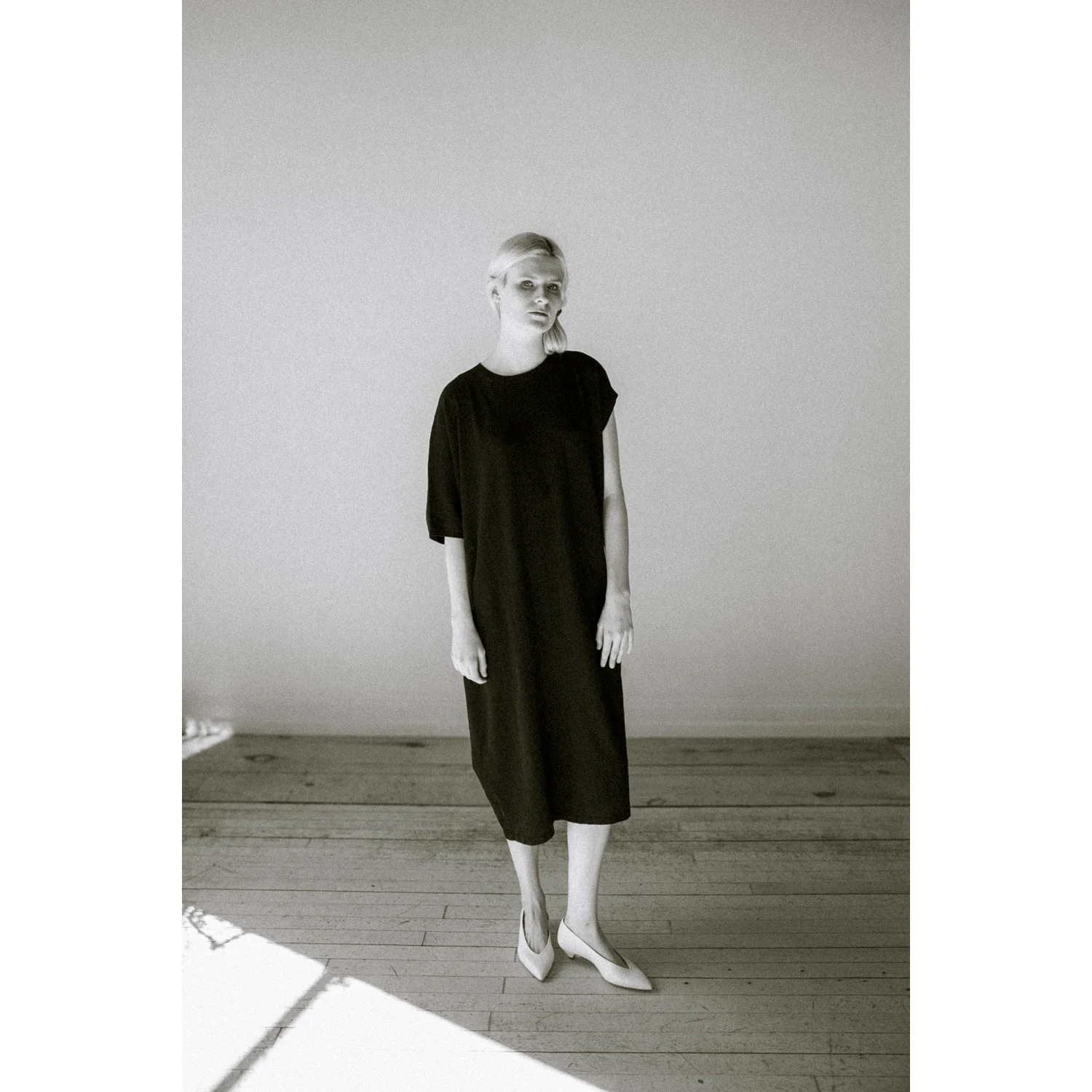Lauren Manoogian Askew Caftan in Black - Image 4