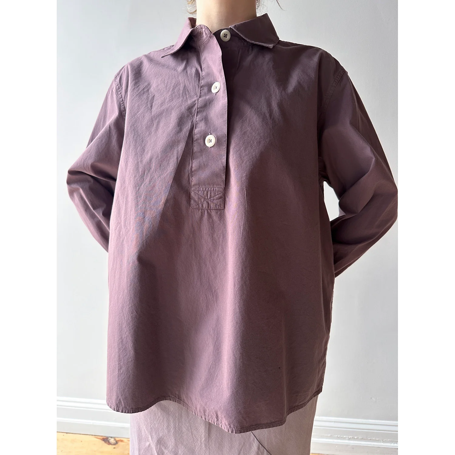 MHL. Swing Shirt in Mineral Pink Washed Cotton Poplin - Image 4