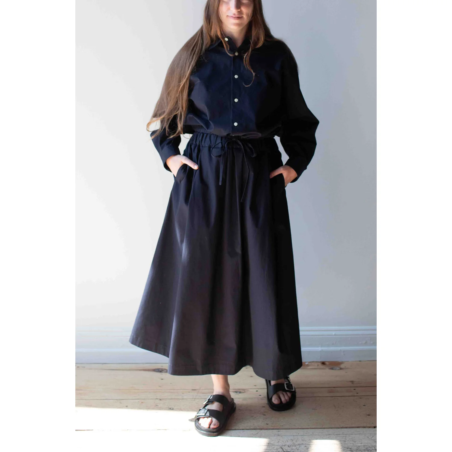 Nicholson & Nicholson Dolly Skirt in Navy - Image 5