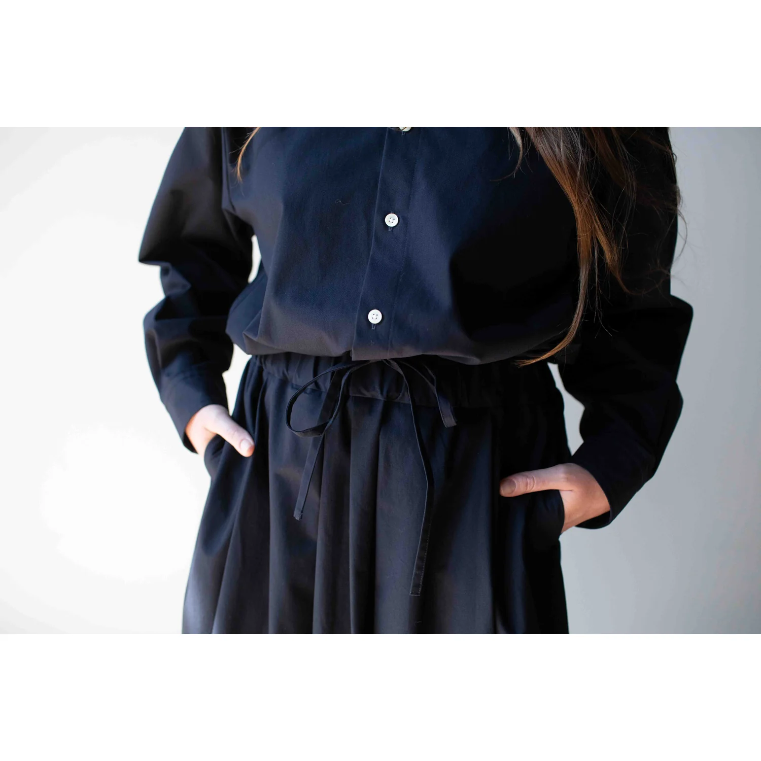 Nicholson & Nicholson Dolly Skirt in Navy - Image 7